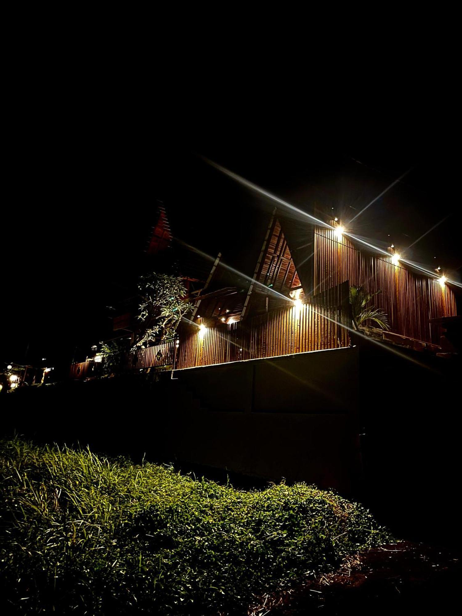 The Pyramid Ubud River Villas Payangan Buitenkant foto